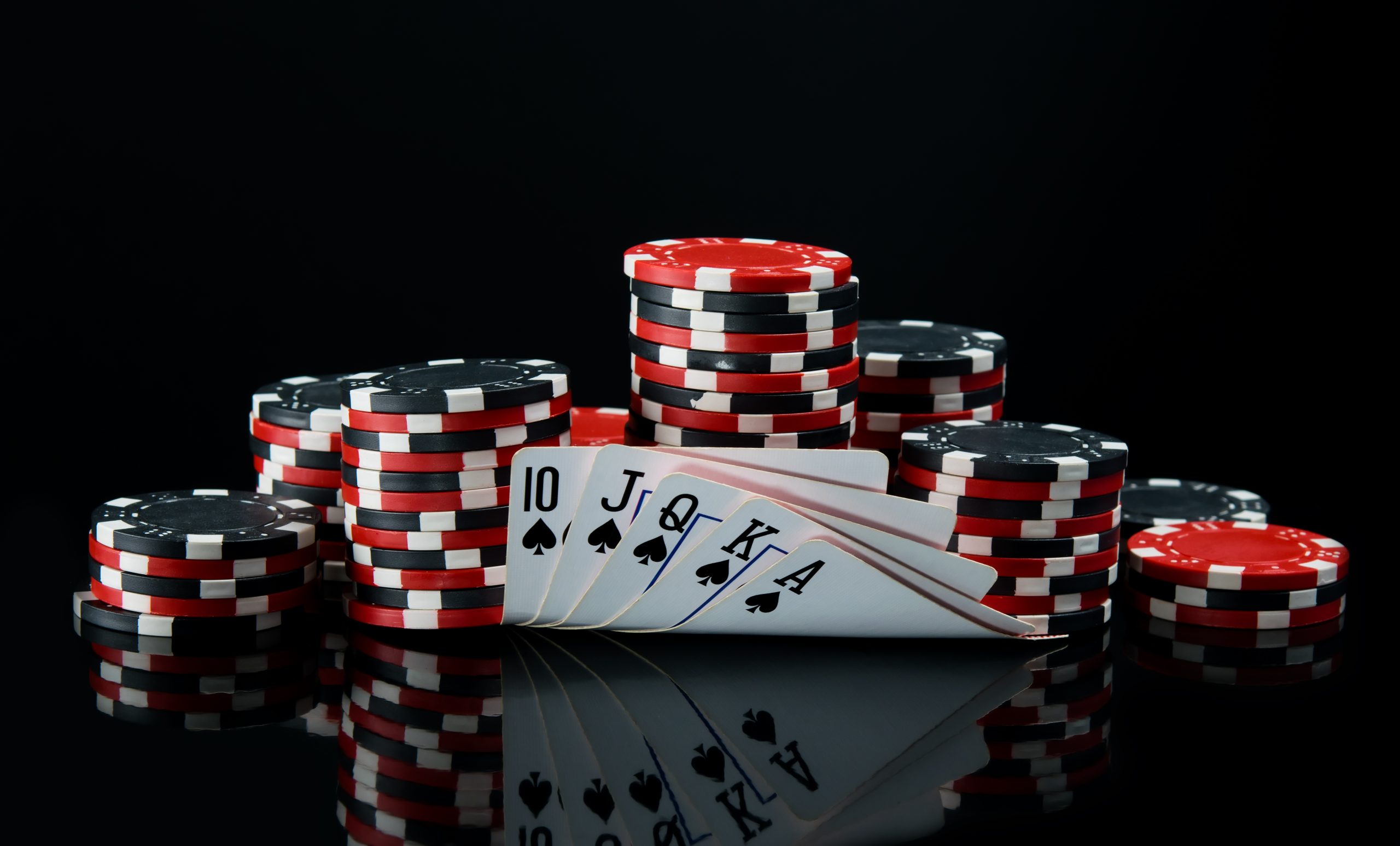 From Beginner to Pro: Steps for Advancing Your Online Poker Game